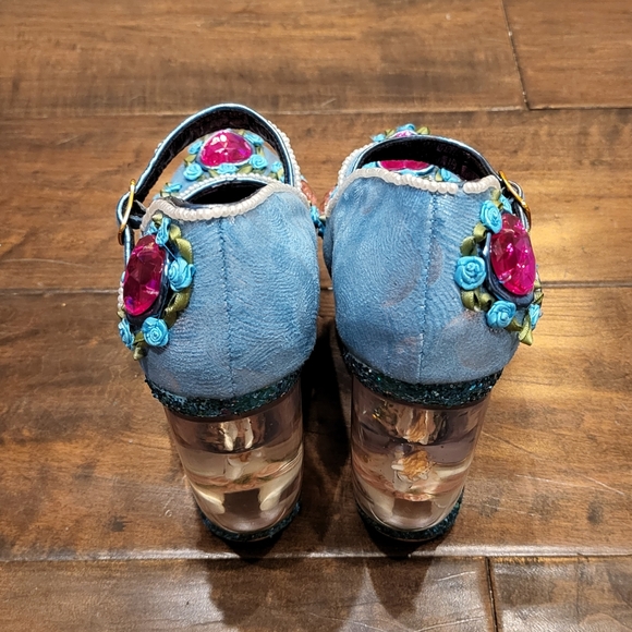 NWT Host Pick🥳 Irregular Choice Carousel 🎠 Carol Sell Glitter Snow Globe Heels - Picture 13 of 16